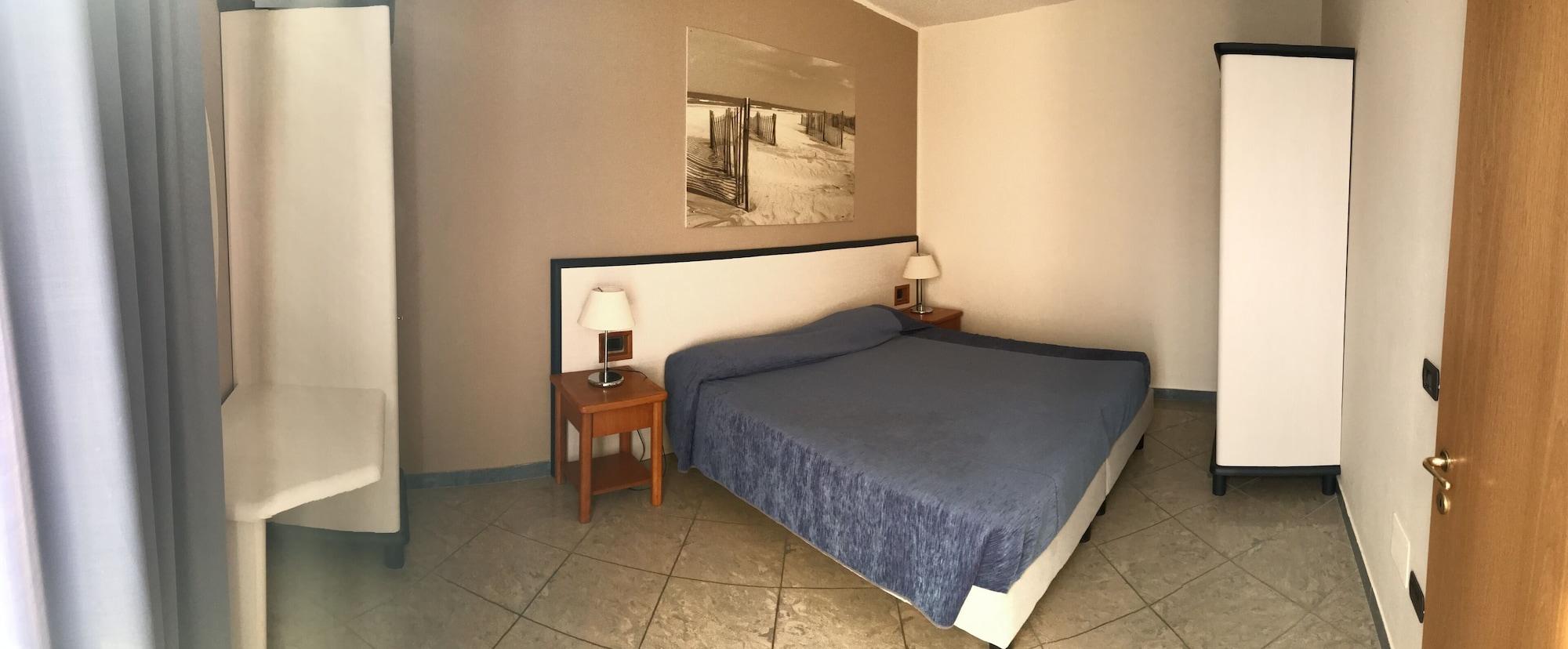טירניה Continental Resort מראה חיצוני תמונה